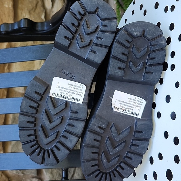 NWOT TOMS LEATHER ALPARGATA COMBAT BOOTS - Picture 5 of 8